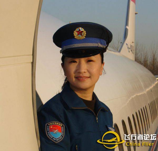 各国美女飞行员齐亮相-1482 