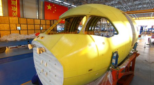 C919大型客机首架机机头大部段运抵上海浦东-6670 