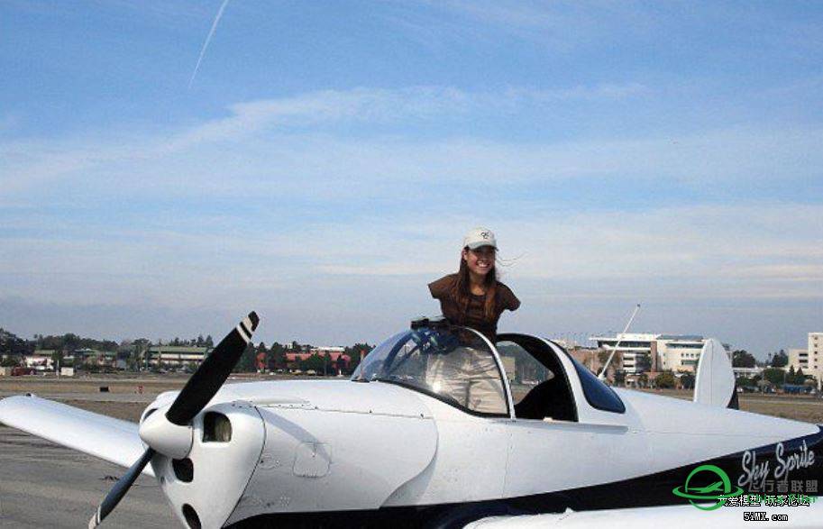 转贴——女子天生无双臂 武术潜水开飞机无所不能-2094 