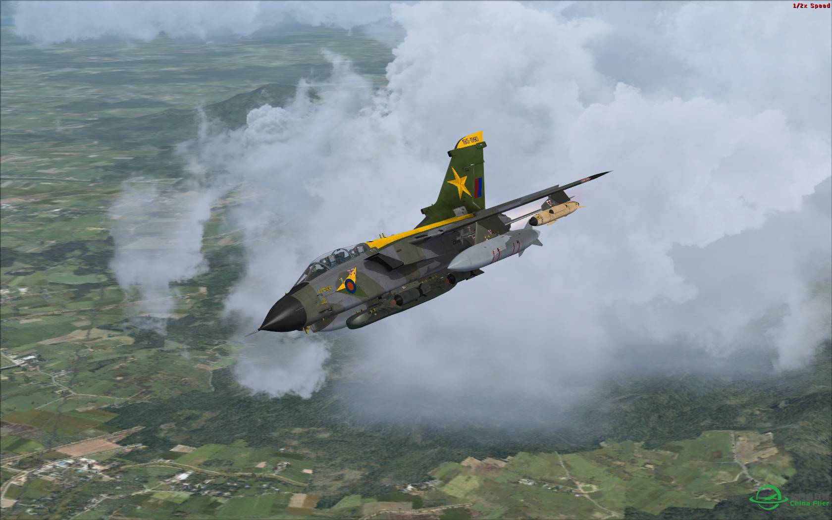 最新狂风Tornado战机迷彩涂装飞越田野与薄云-8496 