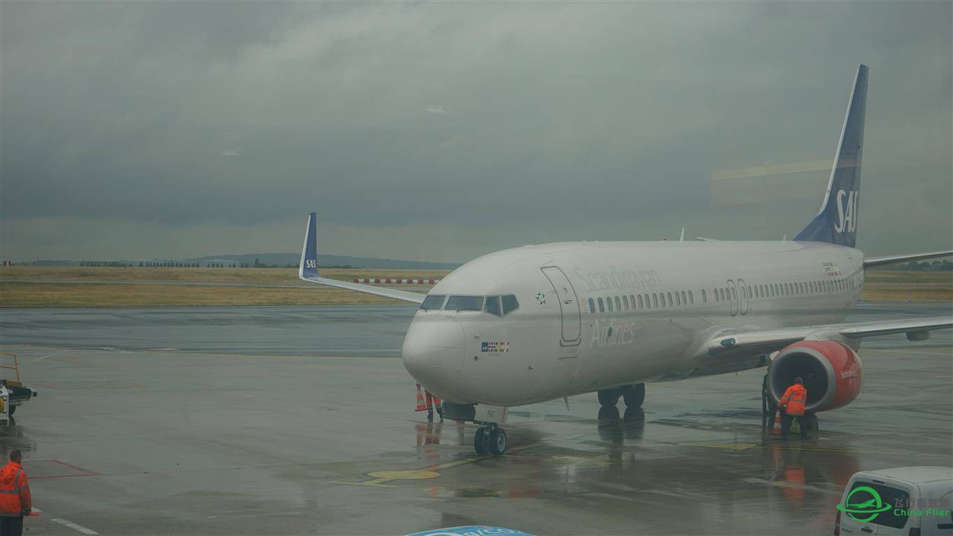 巴黎戴高乐 国航微笑中国， NAN787，SAS FIANIR LOT。。-4175 