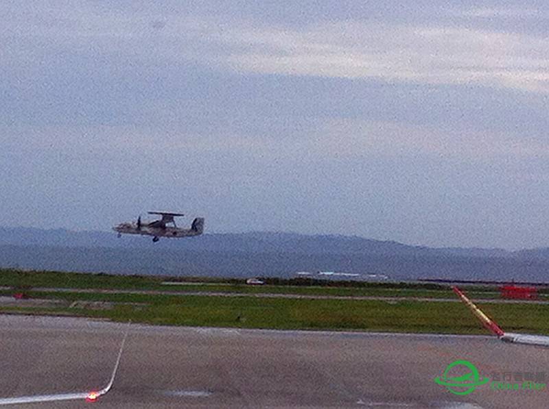 在那霸机场拍到一堆鬼子军机-5106 