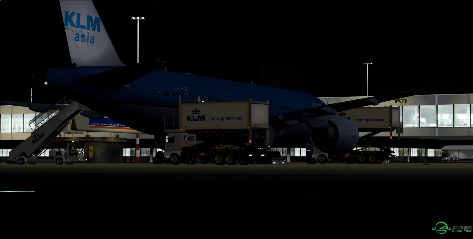 KLM777：飞一趟长途容易吗？进场时还让我驼着..【强势插入】-1853 