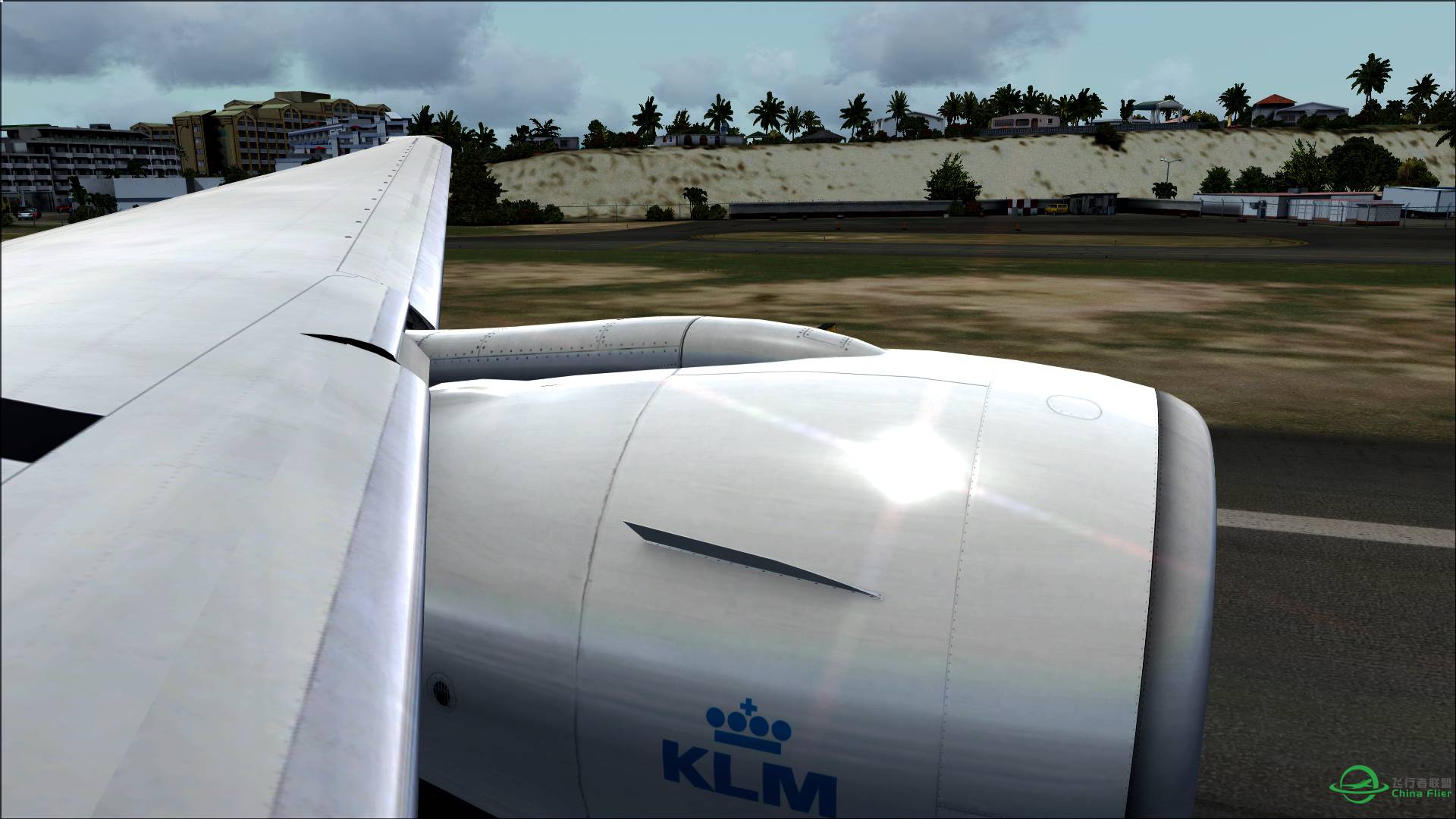 PMDG77W in TNCM-4704 