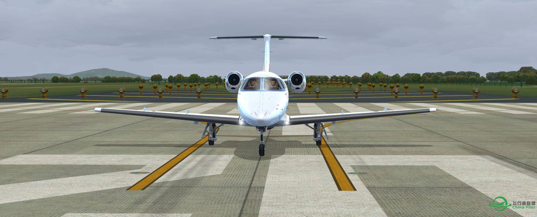 Phenom 100 Emirates @ ZGGG-7248 