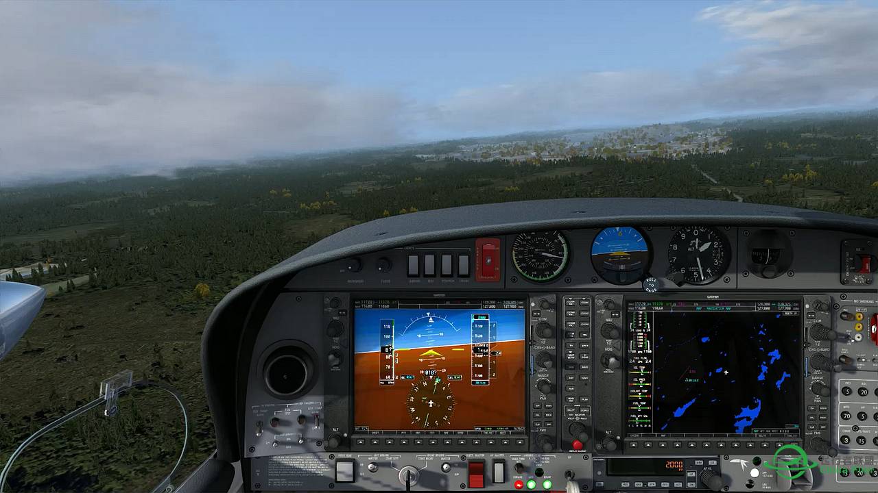 【新视频预告】Prepar3D - Alabeo DA42 landing 12N-3640 
