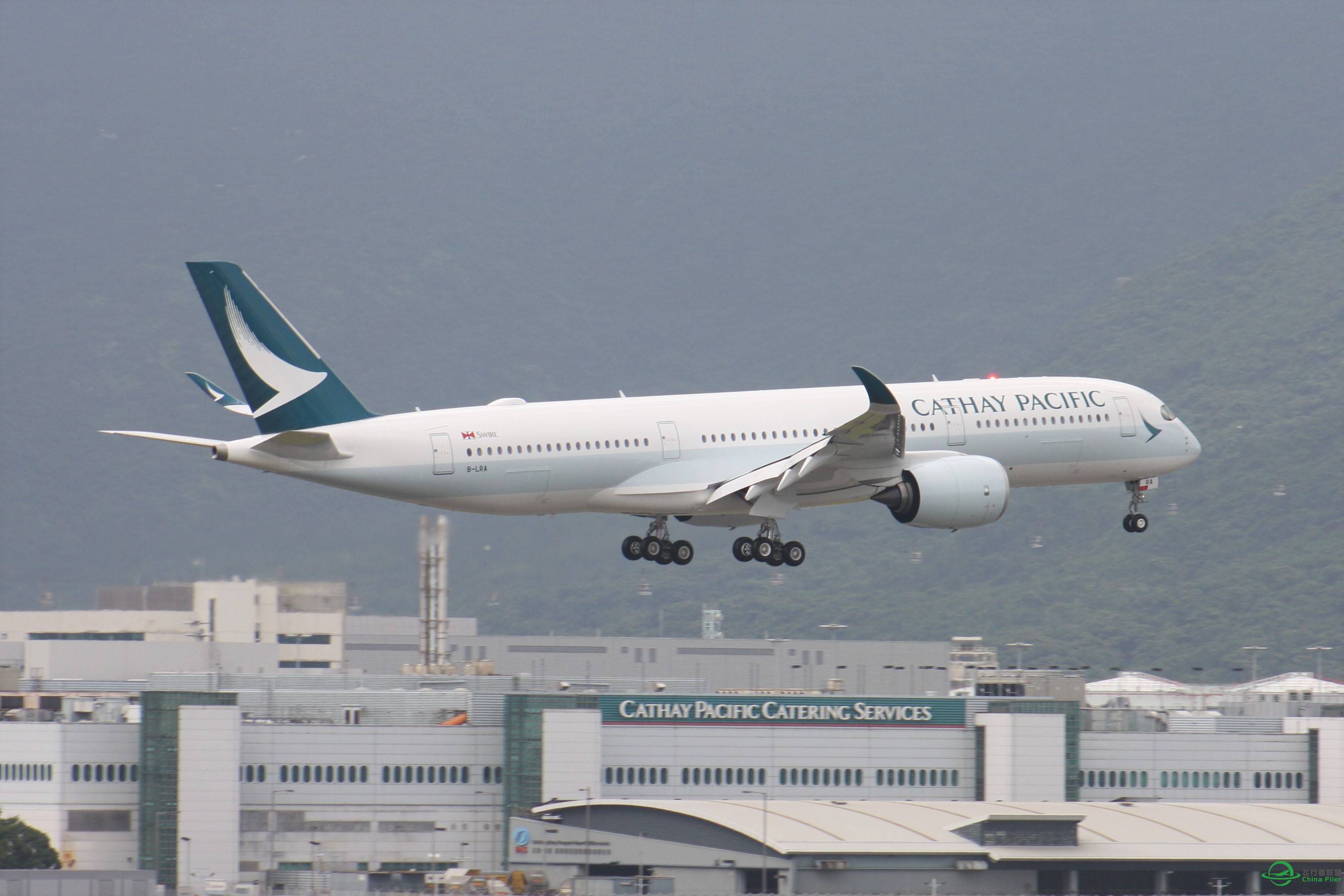 CATHAY PACIFIC A350-900-7163 