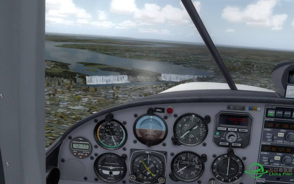 我飞到尼亚加拉瀑布，怎么看不到任何瀑布啊？-866 