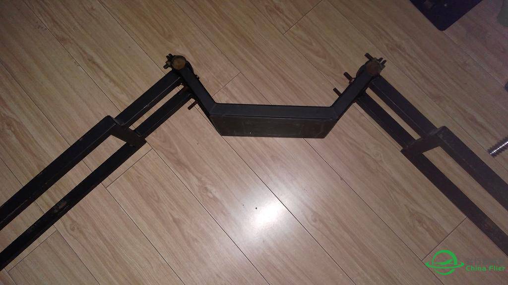 转让奥巴托座椅一套加3屏挂架一付-9101 