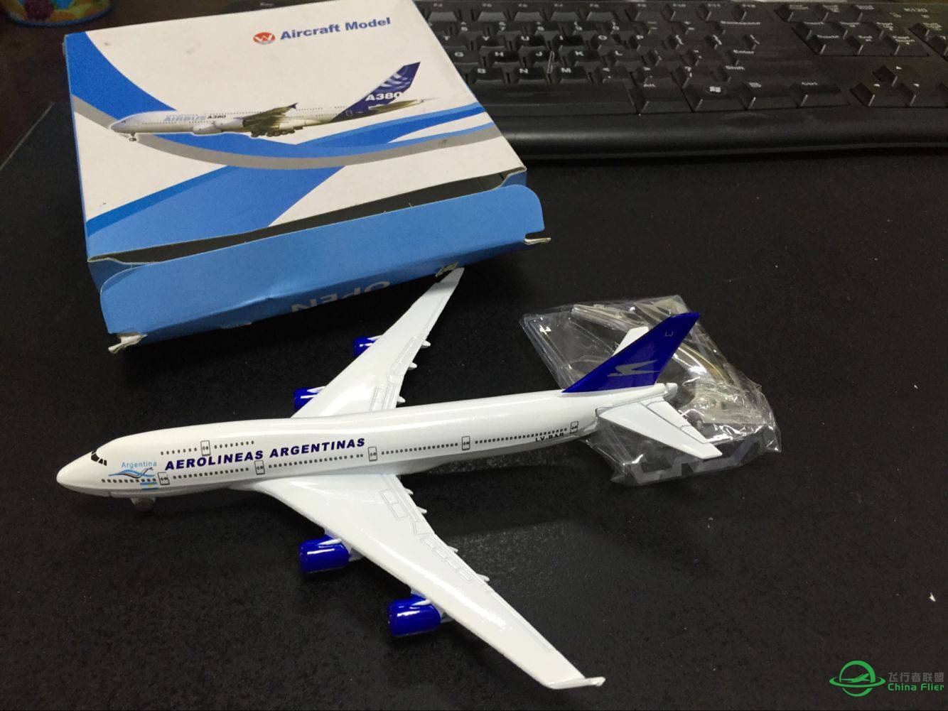 今天收到圣诞的机模了-7279 