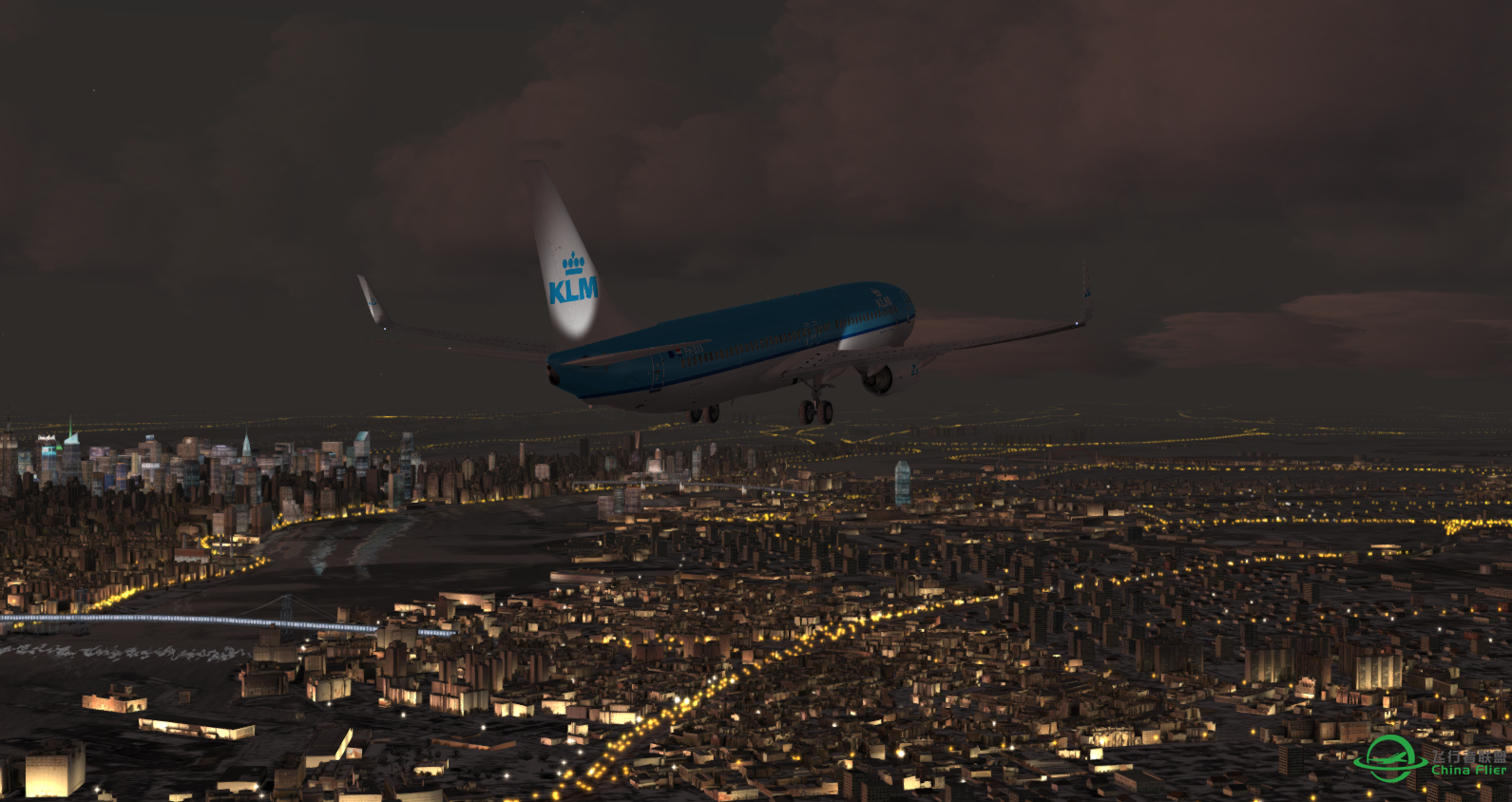 傍晚的737-9913 
