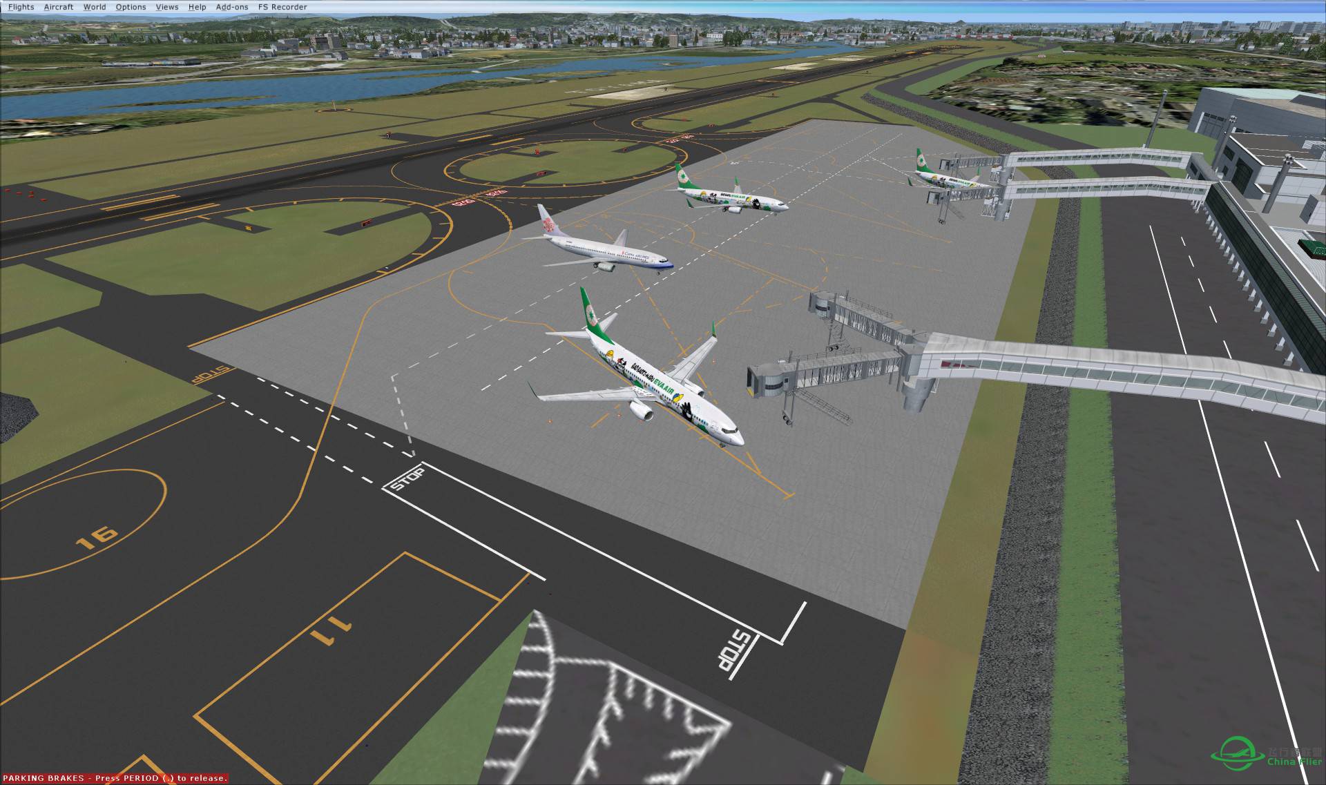 昨晚與幾位朋友一起飛行-4305 