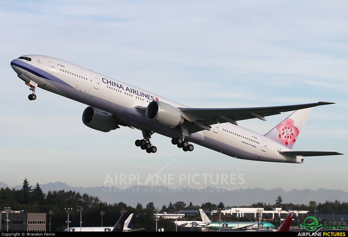 不知道比华航高出多少的长荣航空-5583 