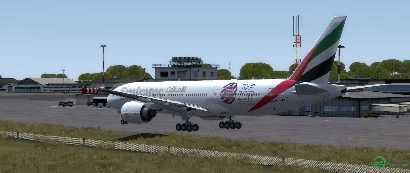 [P3D] B777-200 Emirates @ LIRA-3965 