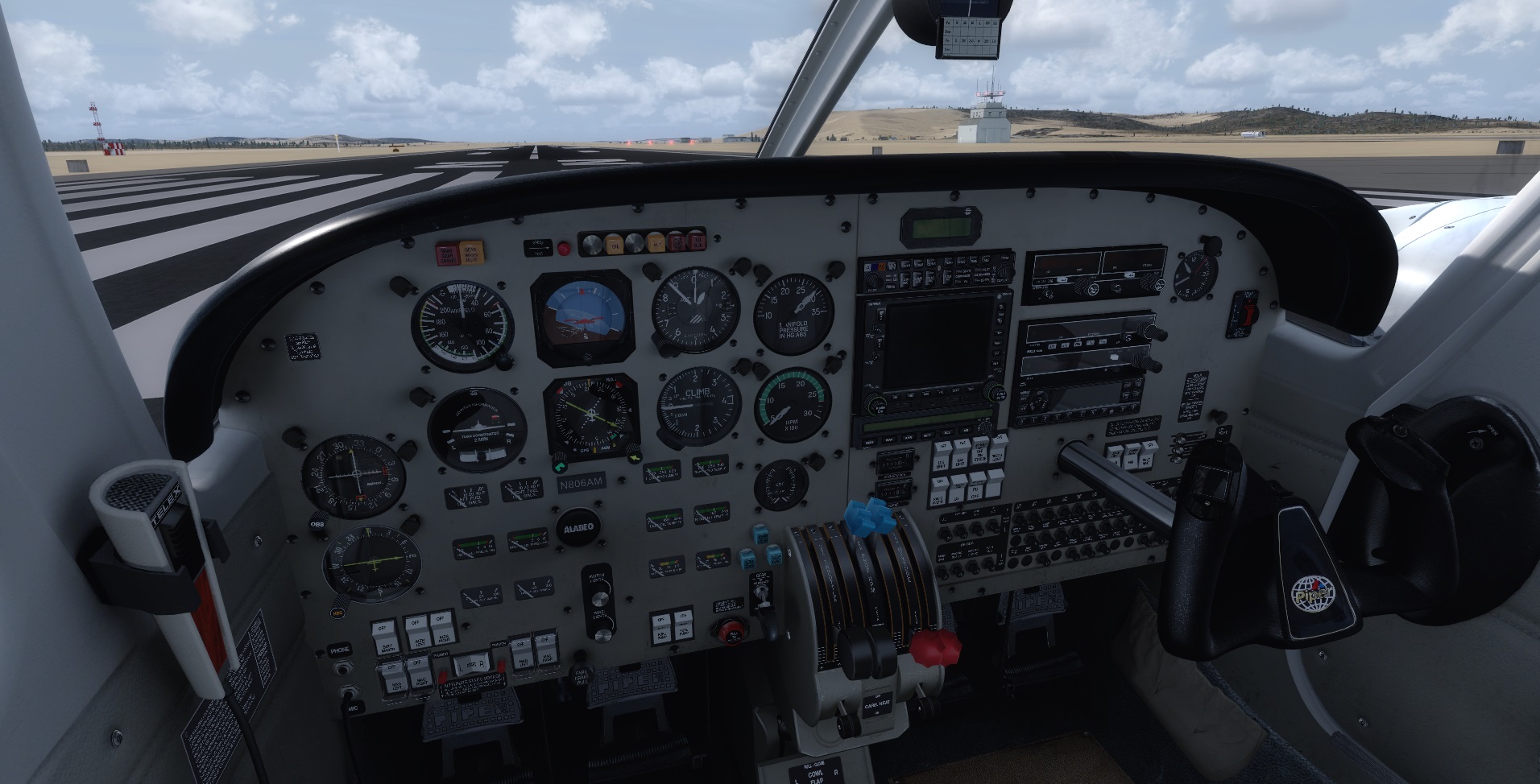 想问一下图中是一样的飞机么-188 