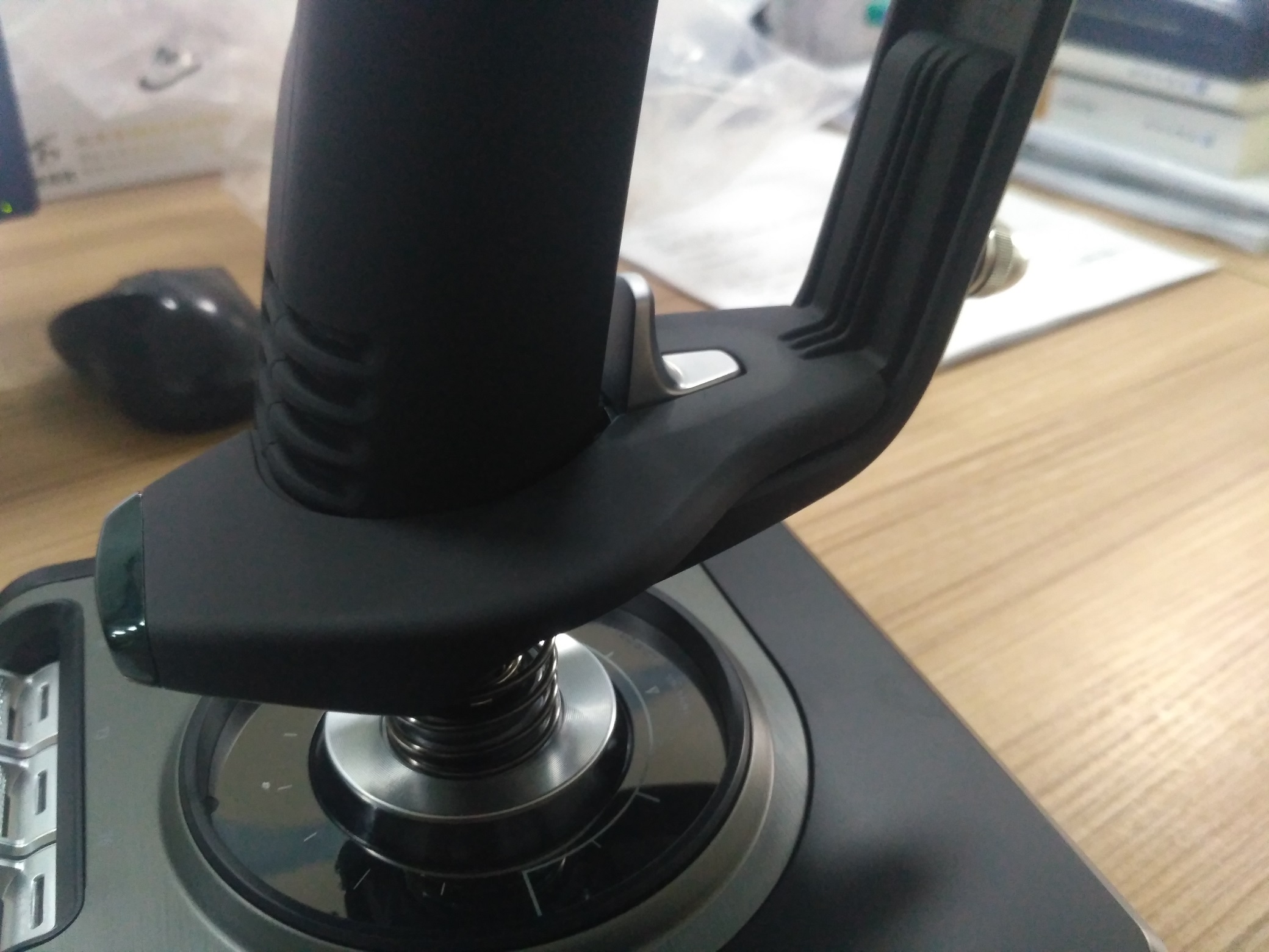 罗技X52 Pro开箱-5658 