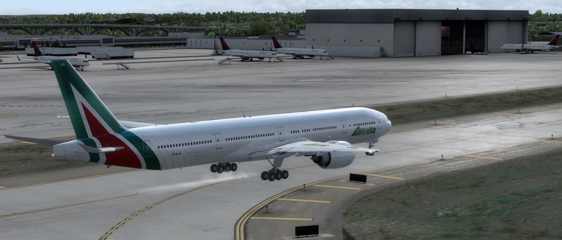 B777 alitalia @ KMSP-7980 