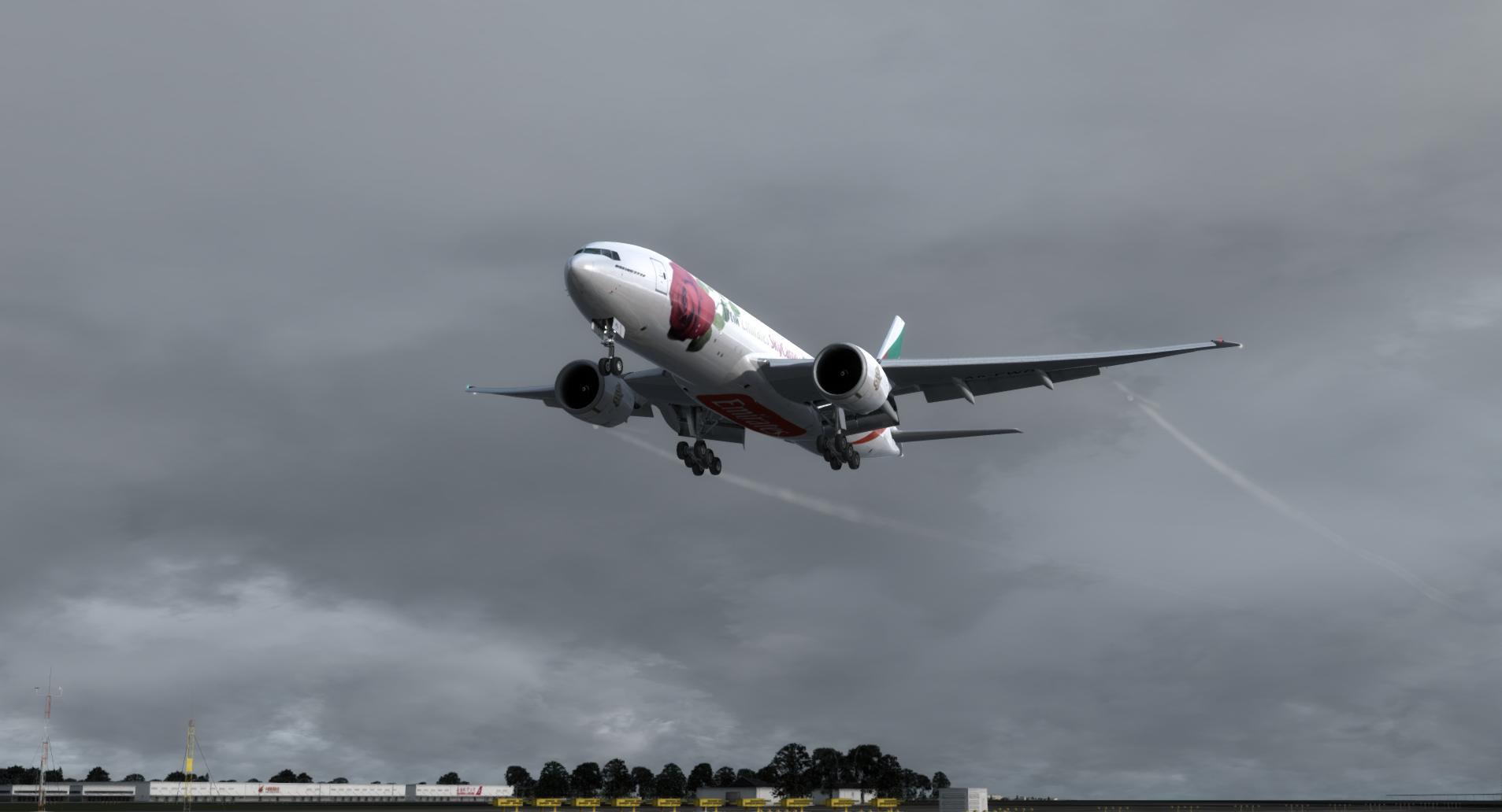你是我的玫瑰花 520空降浦东 Emirates SkyCargo B777F-7324 