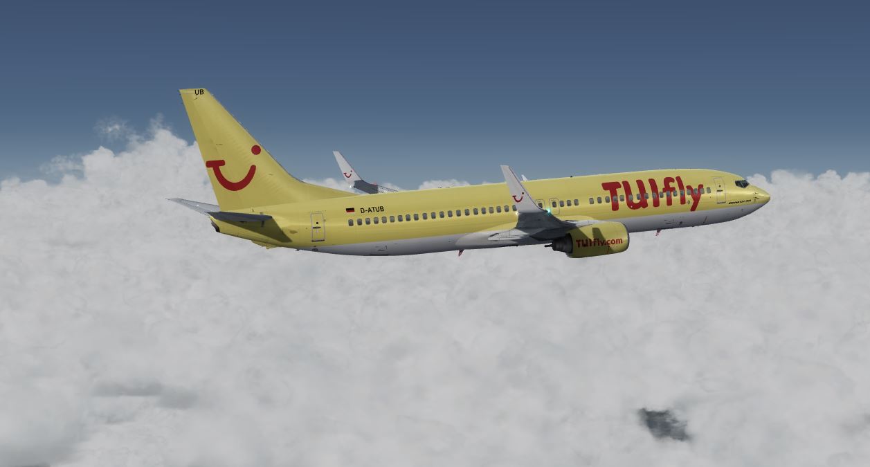 B737-800 TUI airways Yellow 2018-4227 