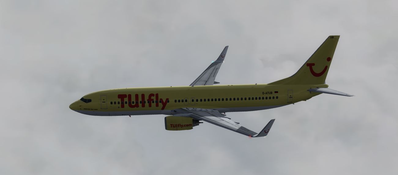 B737-800 TUI airways Yellow 2018-8324 