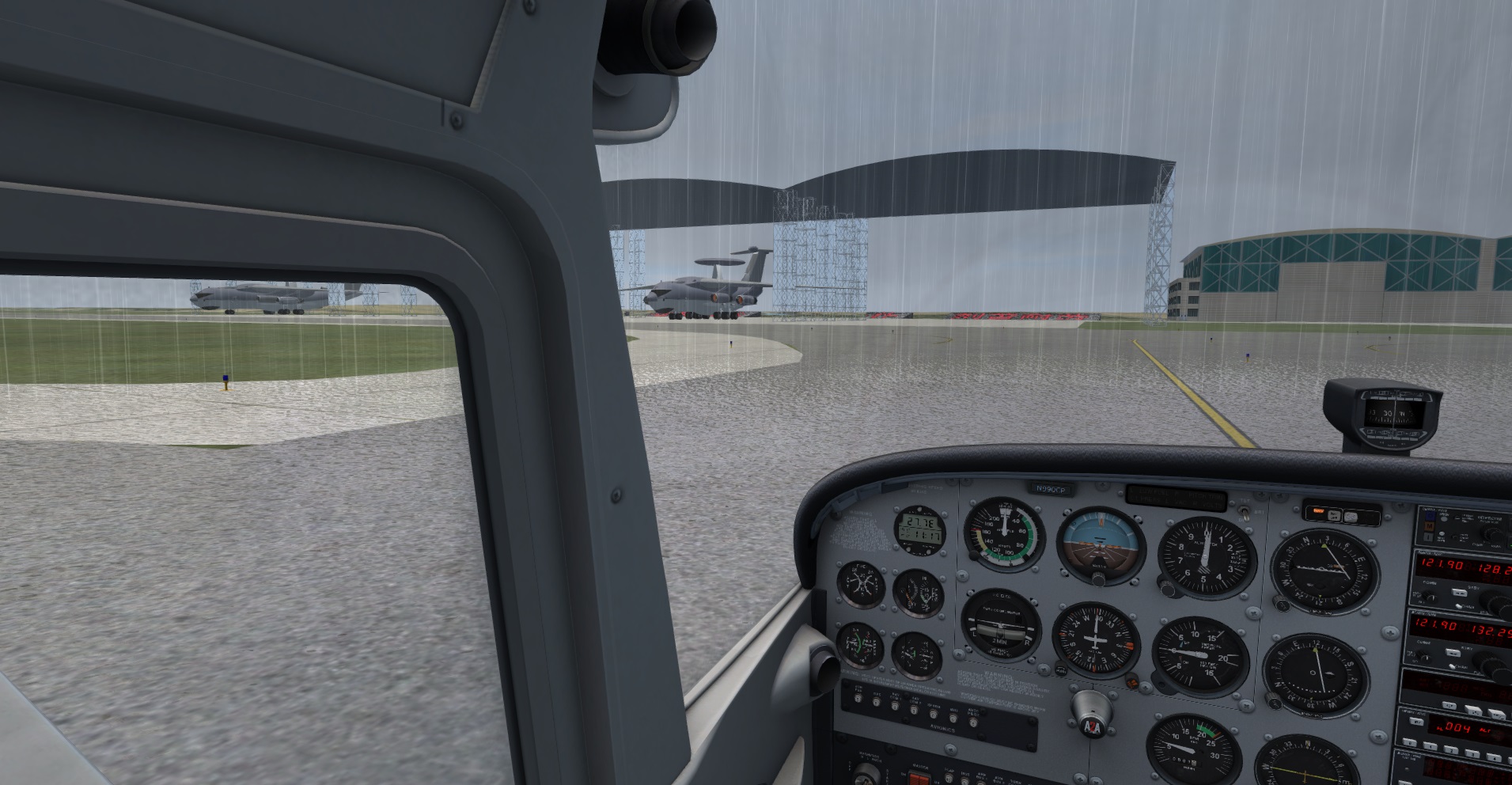 落地看到预警机-3372 