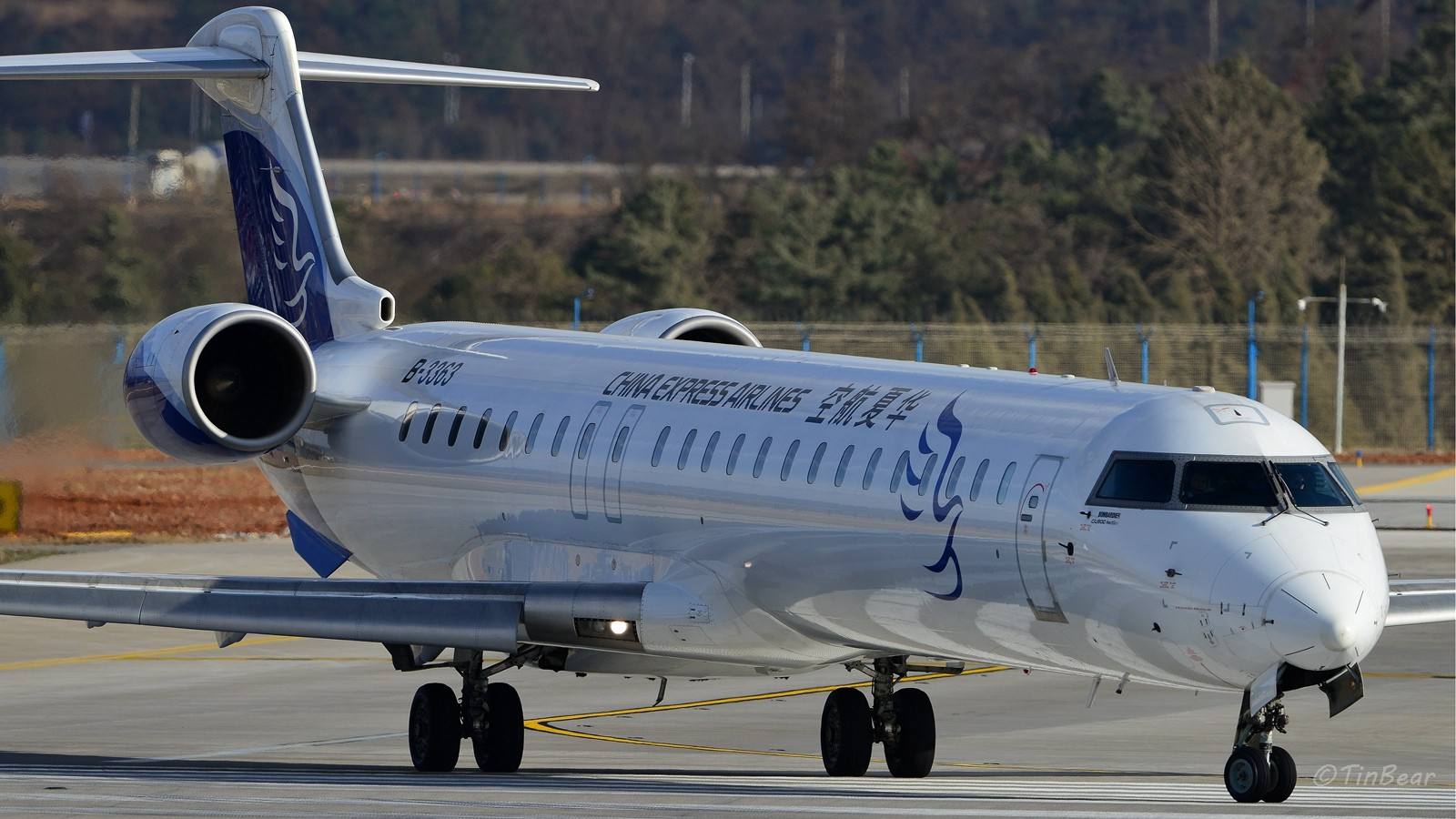 AS的CRJ900安装了最新导航数据（1909）可还是不行。-3568 