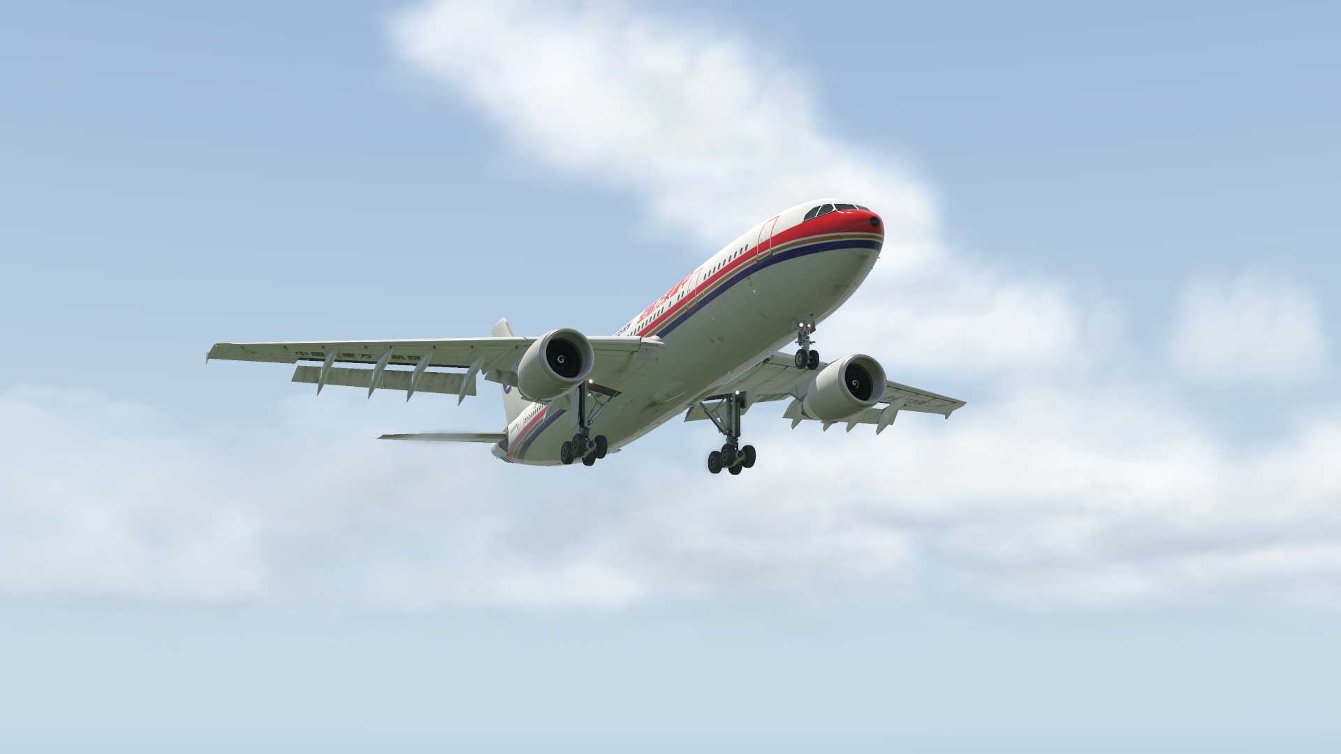 东航A300降落昆明-7219 