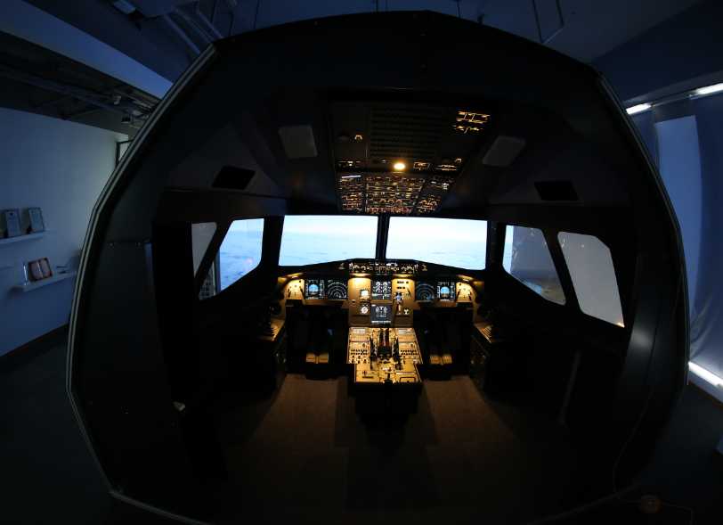 坐标南京，邀请模拟器发烧友一起体验空客A320固模~-6751 