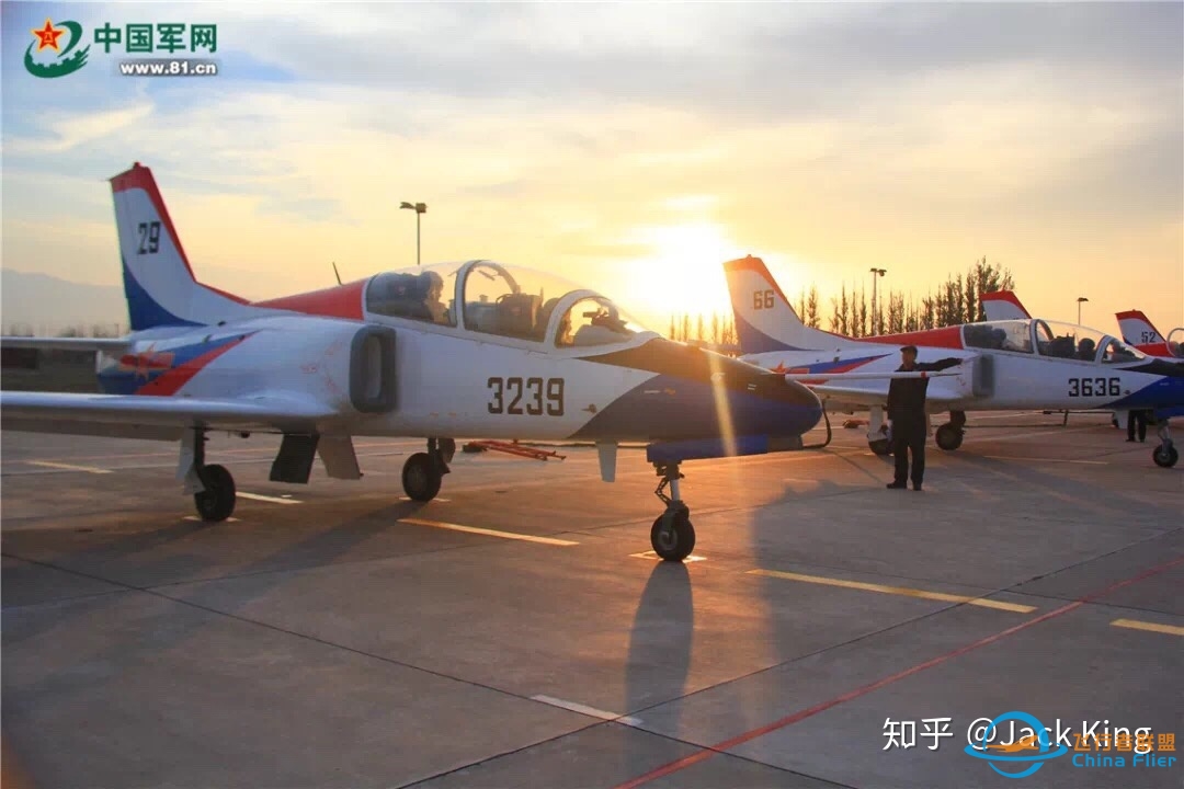 我国飞行员培养模式浅谈-3011 