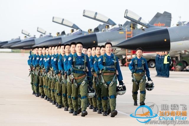 想当空军战机飞行员有多难？只这一项体检，就能刷掉80% ...-6468 