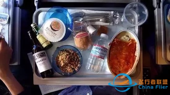 如何舒适度过长途飞行的十几个小时-2423 