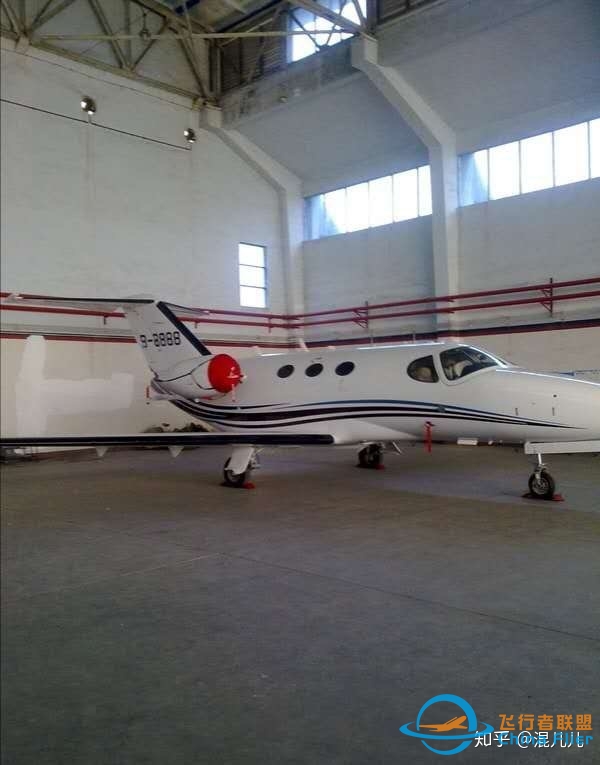 飞行学校都学习什么？航校生活又是怎样的？-385 