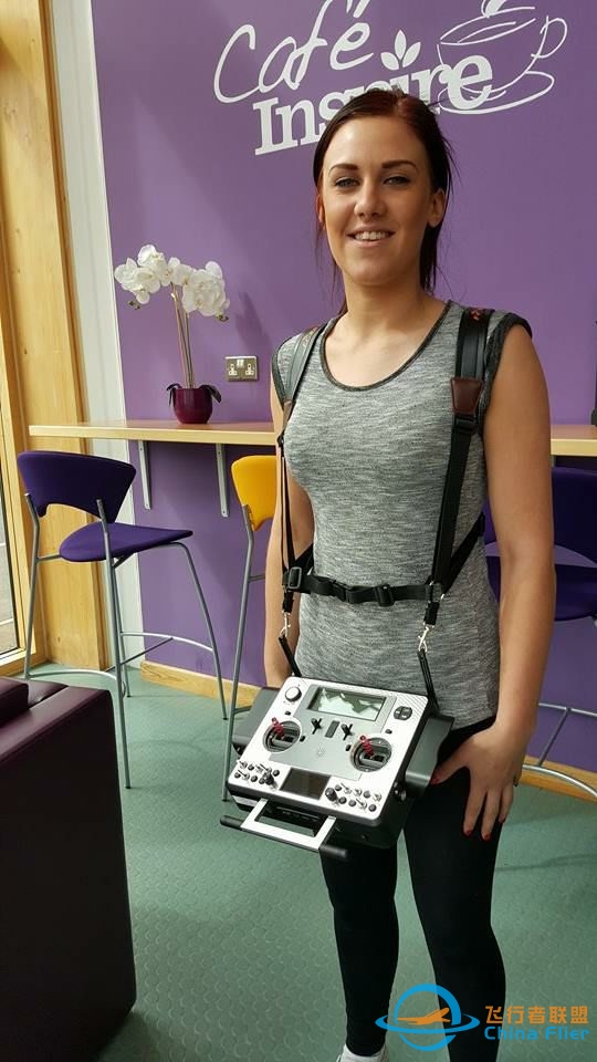 为什么航模遥控器要做那么大，为什么不能用手柄的摇杆 ...-2288 