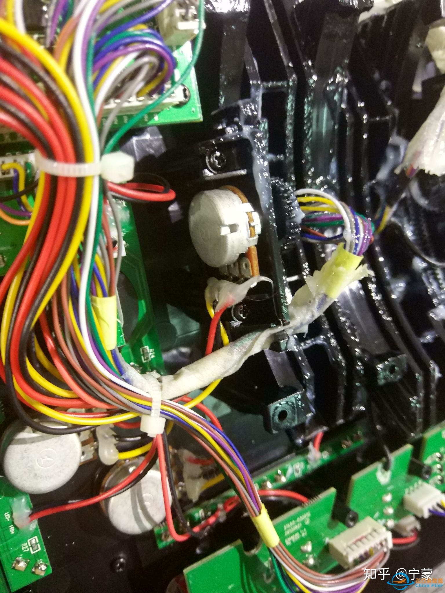 现在有什么值得买的模拟飞行的摇杆？-8690 