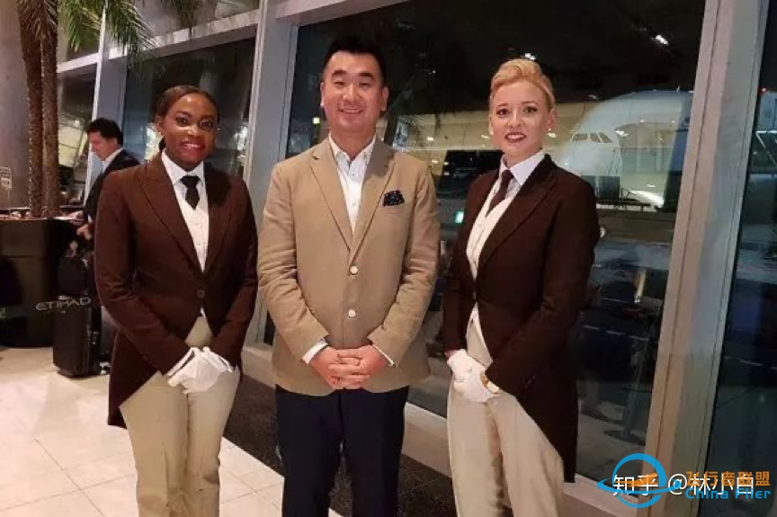 如何看待航空博主Sam Chui？-1112 