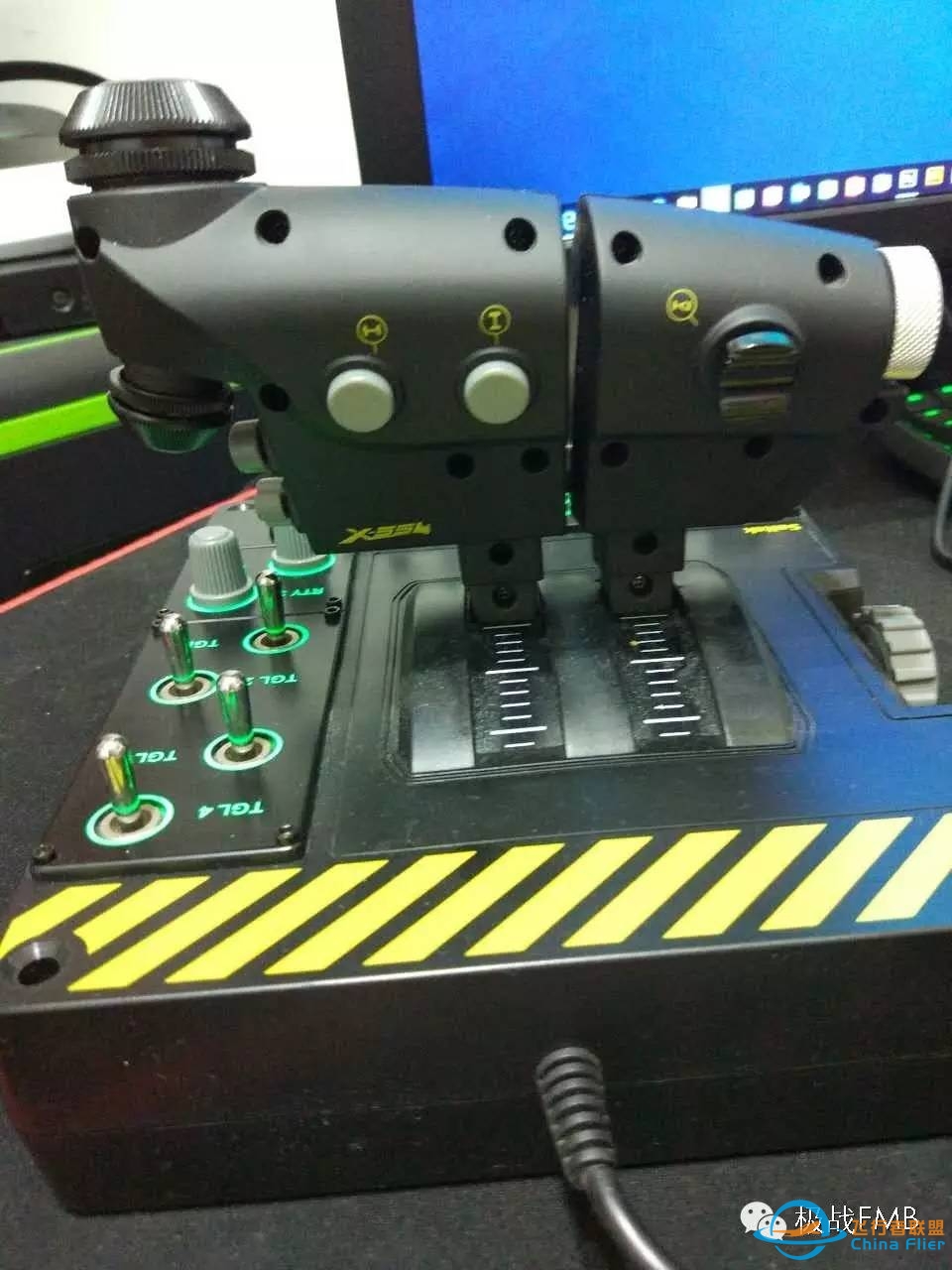 飞行控的福音!专业飞行摇杆——赛钛客X55测评-1178 