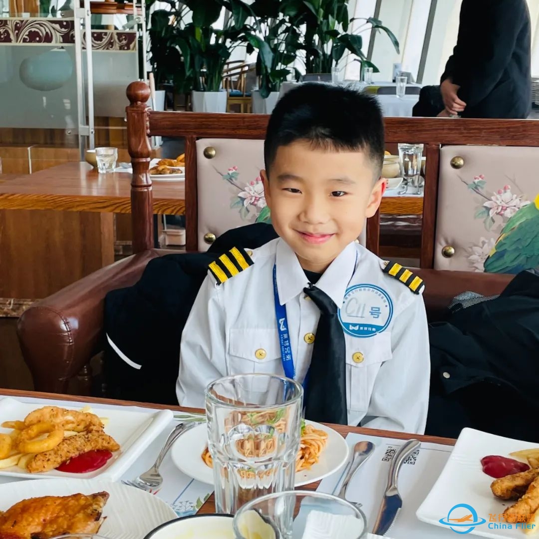 [飞行奇遇记2.0升级版上线]5月3日,变身中国小机长,get开飞机新技能,波音塞斯纳双机型驾驶,机场安检情景模拟,5D影院~-2037 