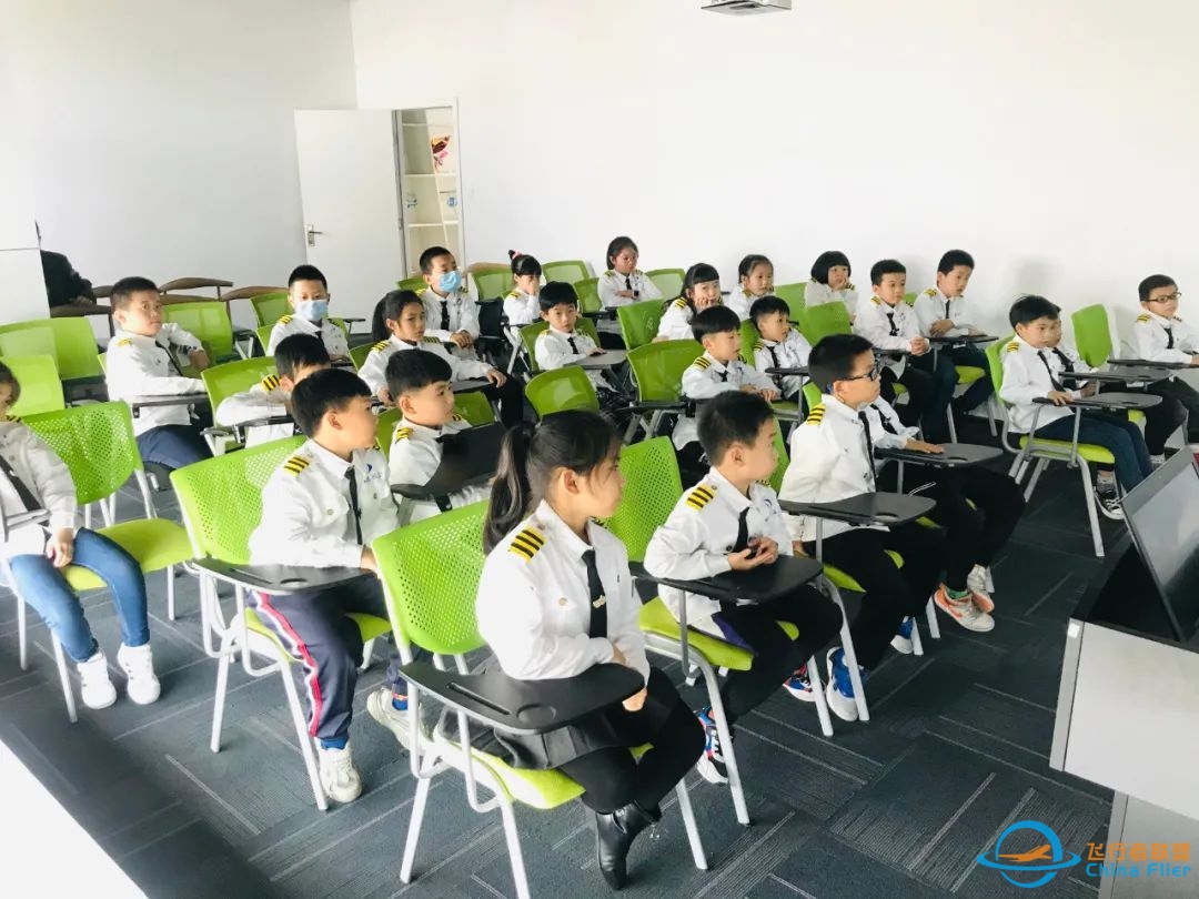快来打卡!塞斯纳172飞机驾驶机会来了!换个角度俯瞰厦门全景!-489 