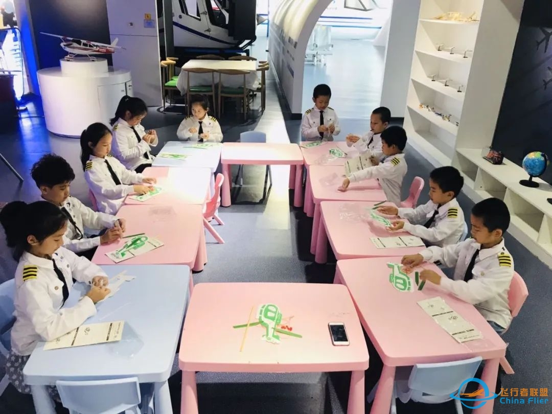 快来打卡!塞斯纳172飞机驾驶机会来了!换个角度俯瞰厦门全景!-7058 