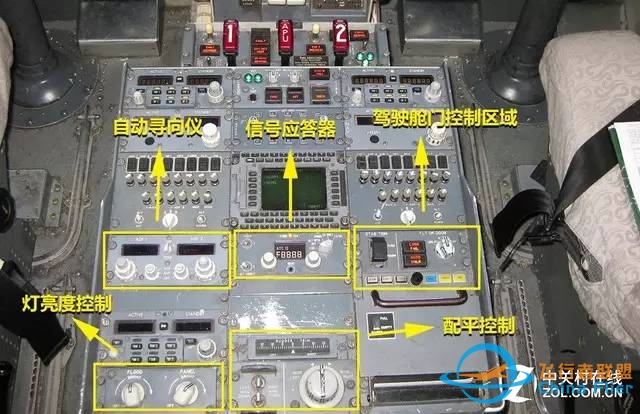 走进波音737驾驶舱-906 