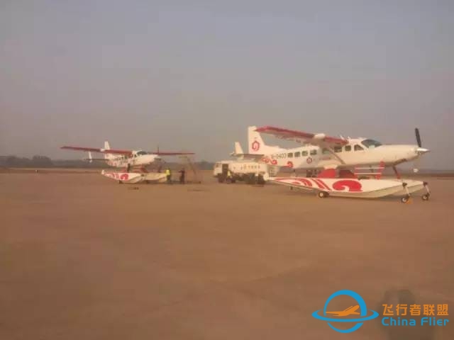 上海飞舟山的一架水上飞机昨撞桥坠毁!机上5人死亡,乘客全是记者!-7185 