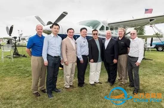 上海飞舟山的一架水上飞机昨撞桥坠毁!机上5人死亡,乘客全是记者!-9635 