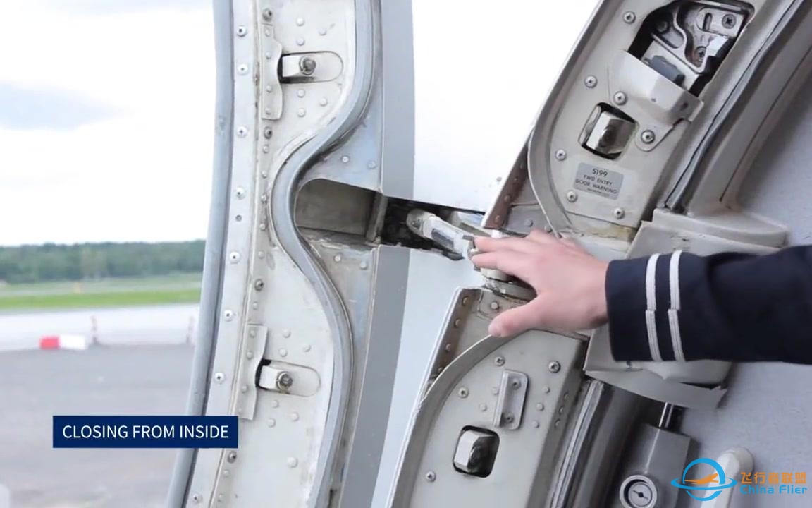 【航空掠影】波音737客舱门操作培训视频-1568 