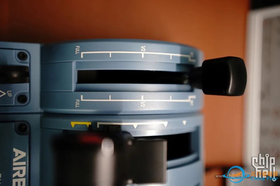 [电脑] 向风而行的飞行员舒克--图马思特TCA空客摇杆套装赏析-7700 