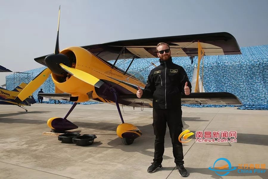 刚刚!瑶湖机场传出猛照!-1152 