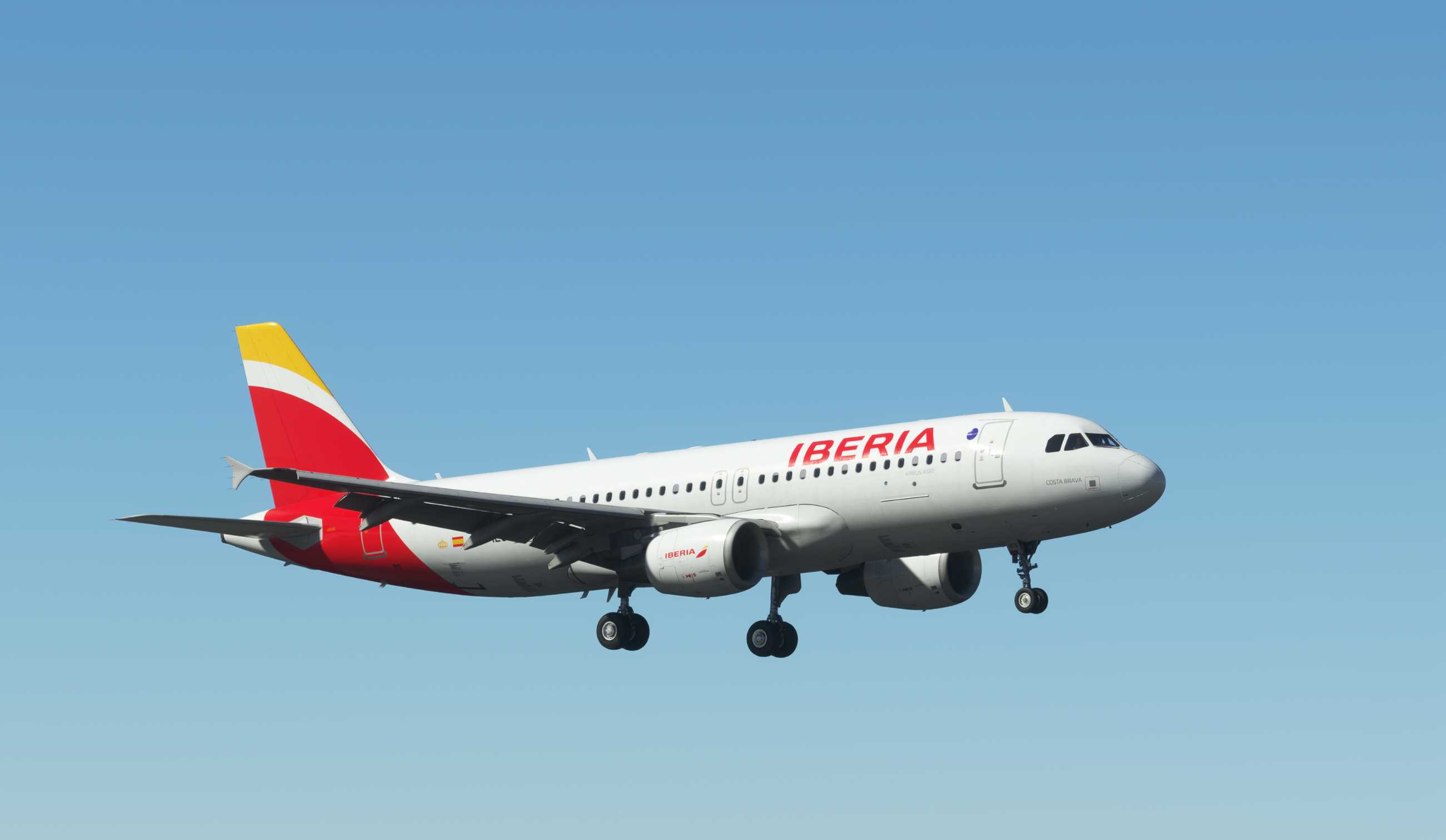 【MSFS】A320-200  LPPT-LEMD-1000 