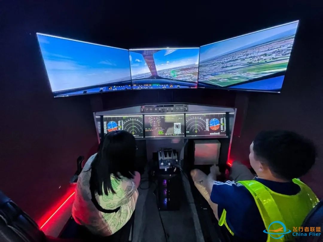 线上逛展!BW 2021漫展上的硬件和COSer们~-4366 