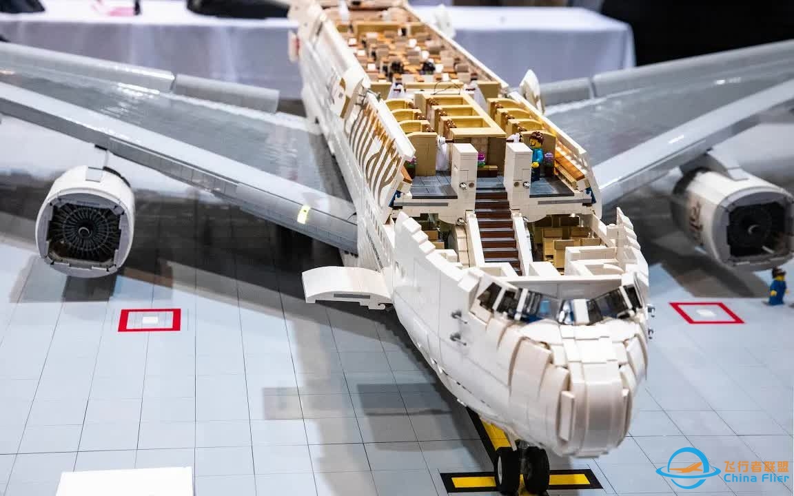 乐高大型空客A380客机MOC! (40,000多块乐高积木！)-8301 