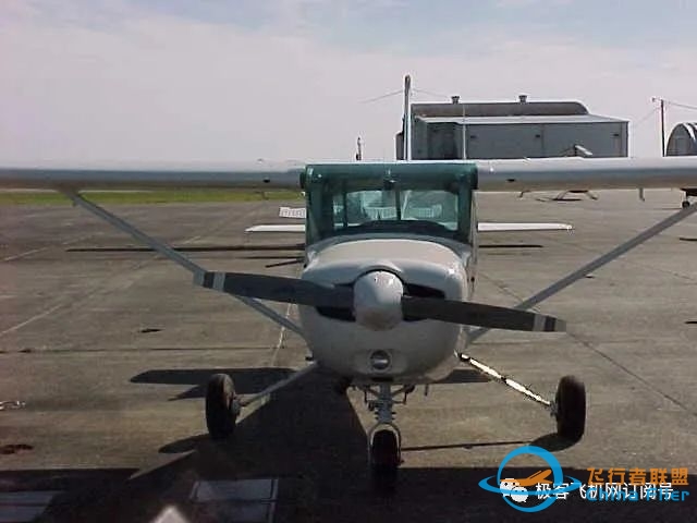 两架塞斯纳150M、两架MD3-160轻型飞机出售,2座,发动机正常,可飞行状态!-2972 