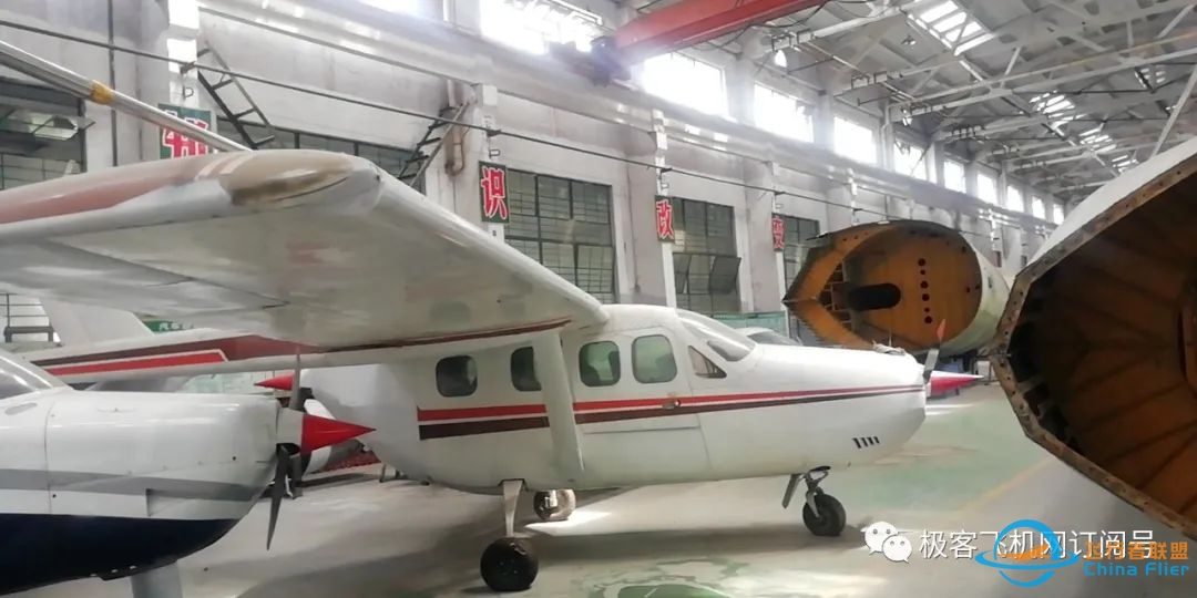38万丨塞斯纳337飞机出售,六座,退役状态,外观完整,不含引擎!-7128 